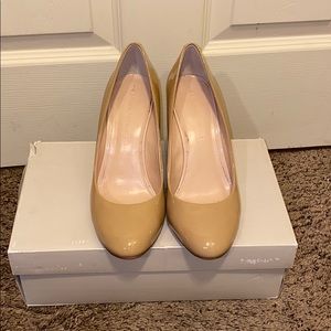 Banana Republic wedges. Size 8.